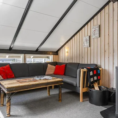 3 Bedroom In Tatil Evi *